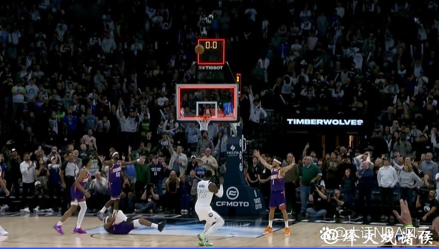 兰德尔压哨绝杀森林狼险胜太阳 开拓者胜老鹰