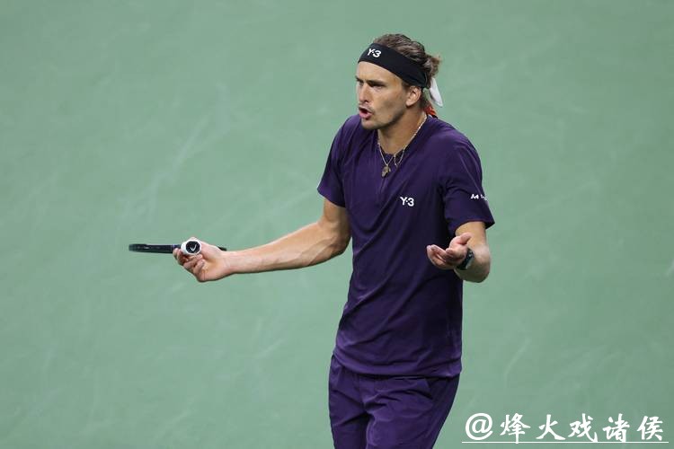 小兹维列夫3-1力克穆勒 晋级澳网男单第三轮 小兹维列夫3-1力克穆勒 晋级澳网男单第三轮