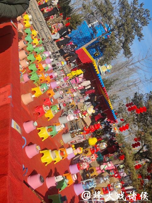 河北宣化：在非遗体验馆里过小年