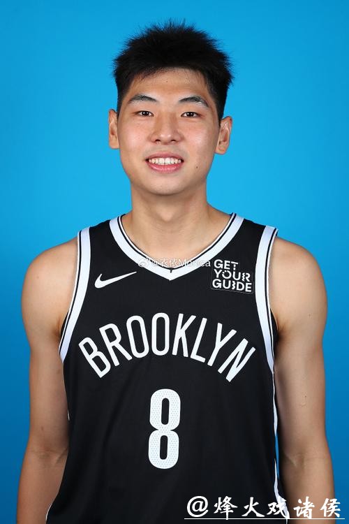 崔永熙新赛季确定穿8号球衣 官方身高为1米98 崔永熙新赛季确定穿8号球衣 官方身高为1米98