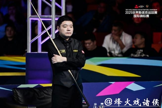 丁俊晖2-6不敌墨菲 无缘斯诺克国锦赛八强 丁俊晖2-6不敌墨菲 无缘斯诺克国锦赛八强