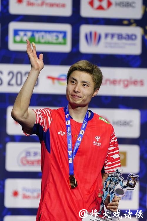 羽毛球团体赛：石宇奇率江苏夺冠 陈雨菲助浙江登顶